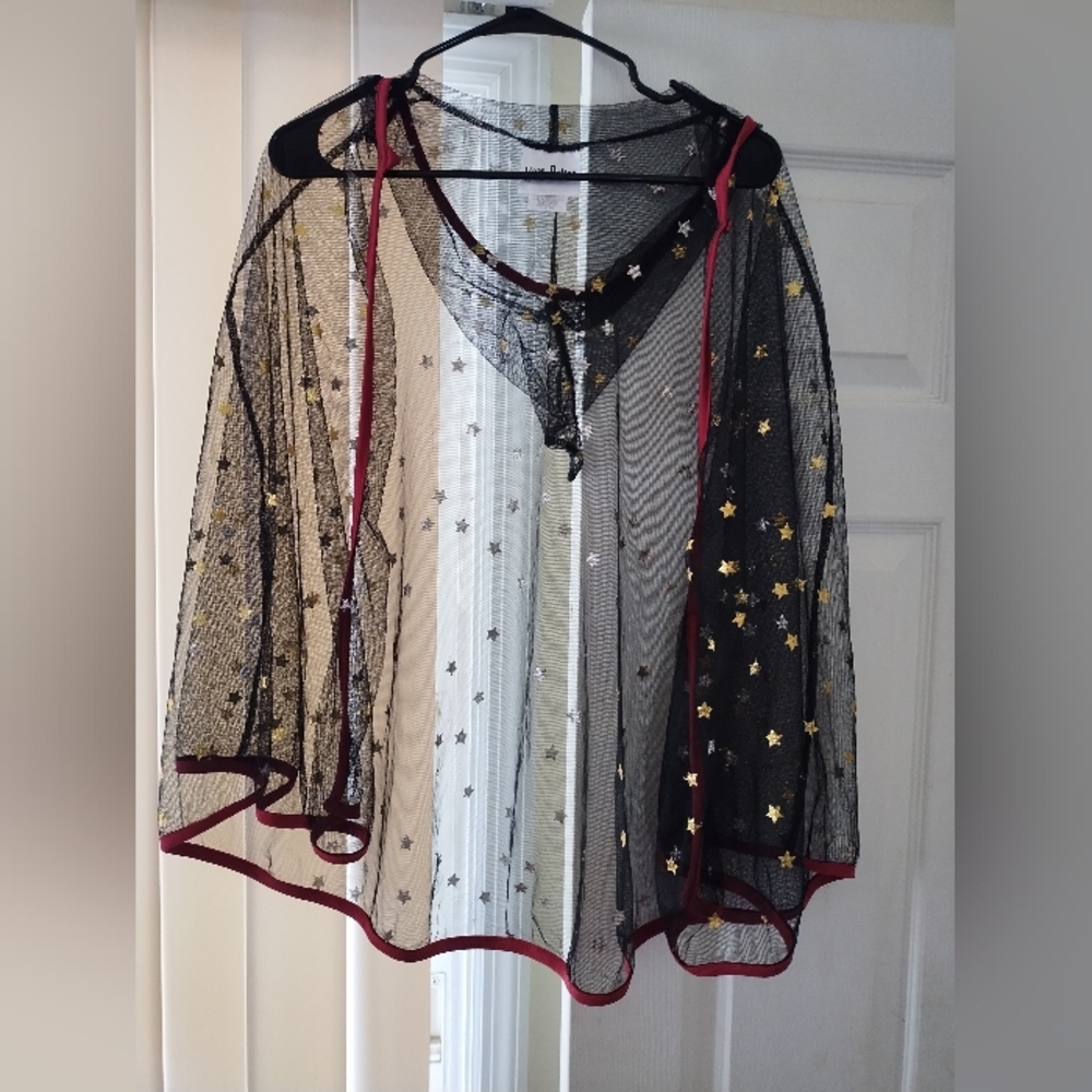 Harry Potter Dress Up Cape Maroon Trim and Adorned with Gold Stars Size 7/8